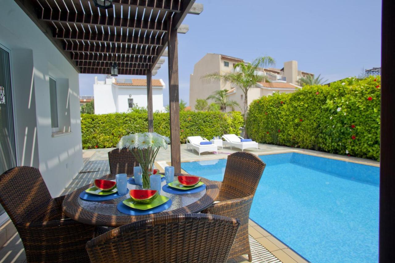 Villa Skyros Pernera Exteriér fotografie